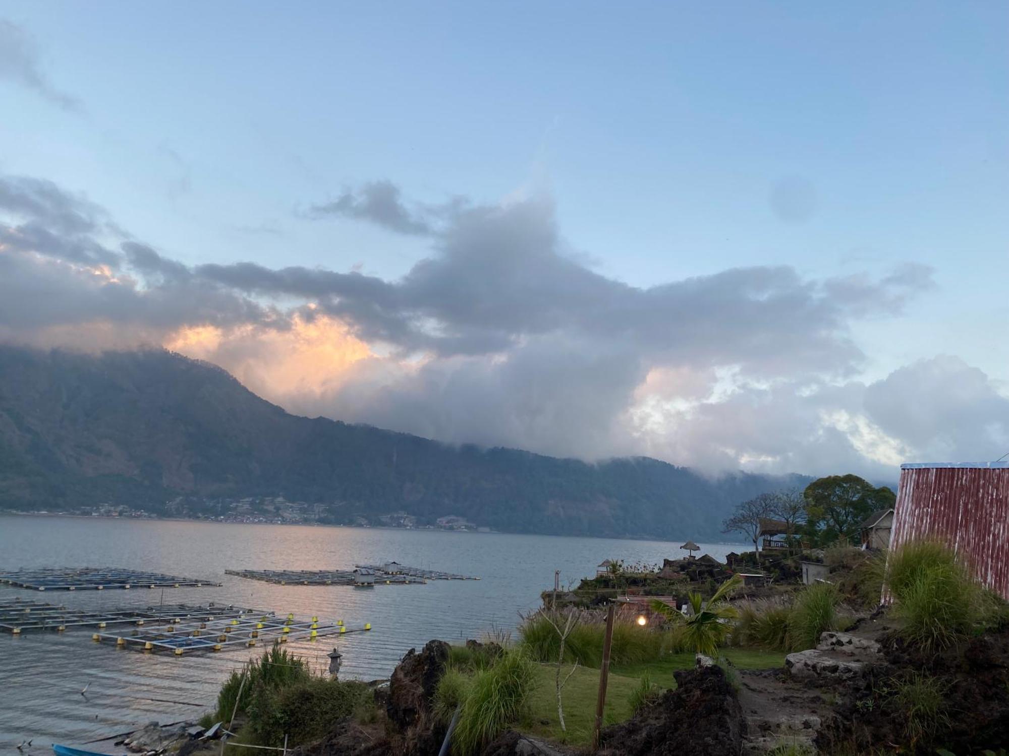 D' Tepi Danau Glamping Kintamani Exterior foto